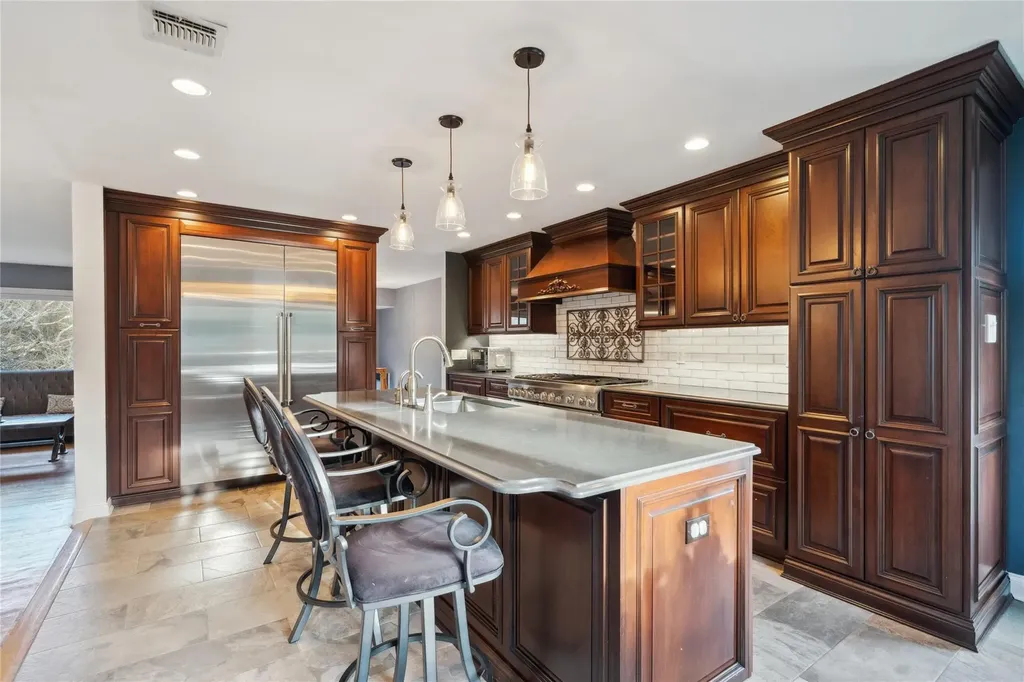 49 Cross Bow Lane Commack NY 11725
