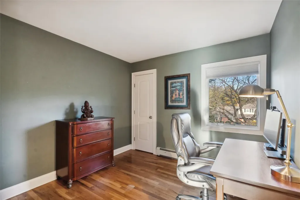 49 Cross Bow Lane Commack NY 11725