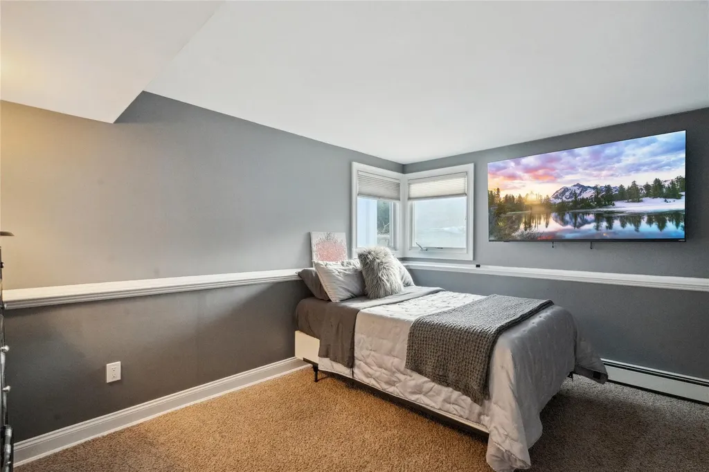 49 Cross Bow Lane Commack NY 11725