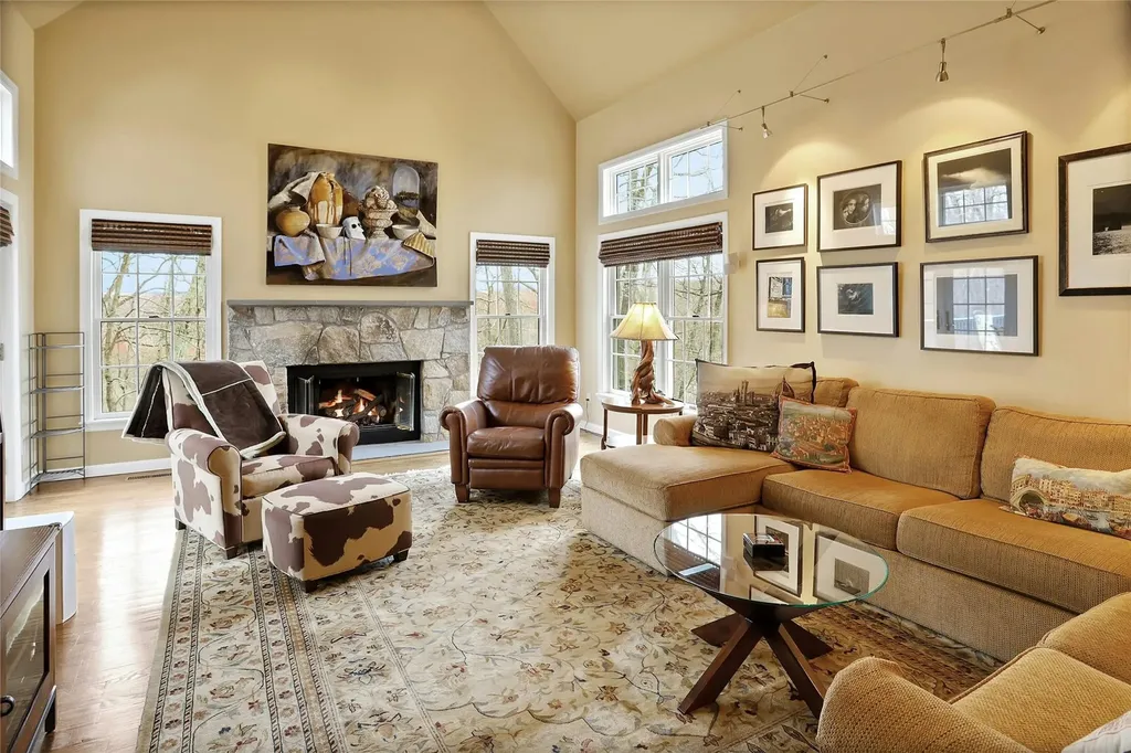 9 Sullivan Road Goldens Bridge NY 10526