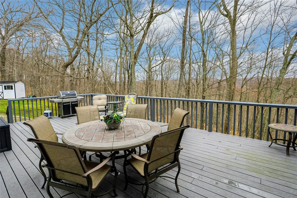 9 Sullivan Road Goldens Bridge NY 10526