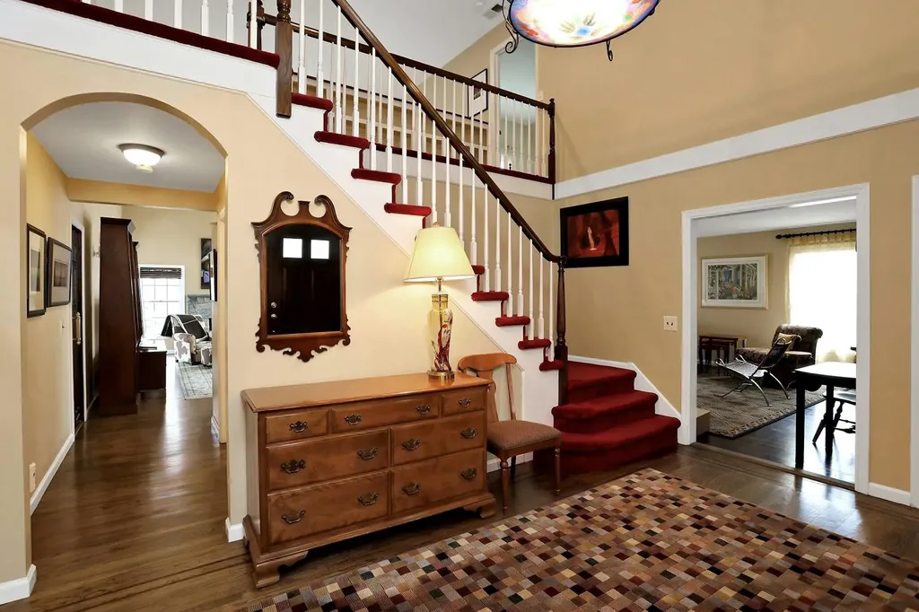 9 Sullivan Road Goldens Bridge NY 10526