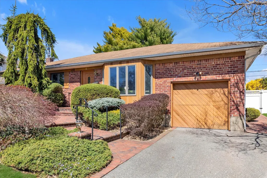 6 Forest Drive Jericho NY 11753