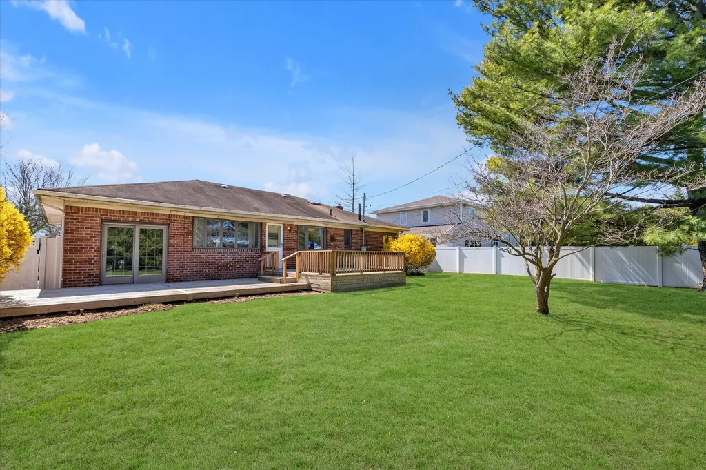 6 Forest Drive Jericho NY 11753