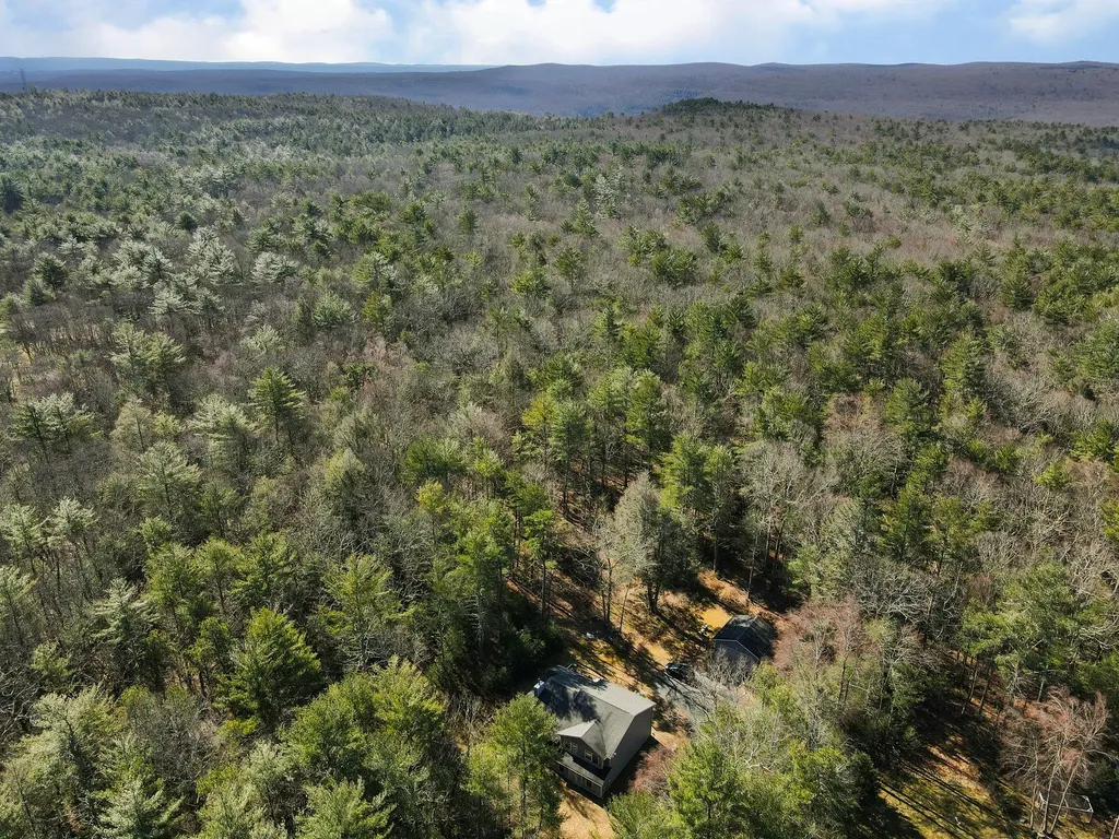 565 Decker Road Glen Spey NY 12737