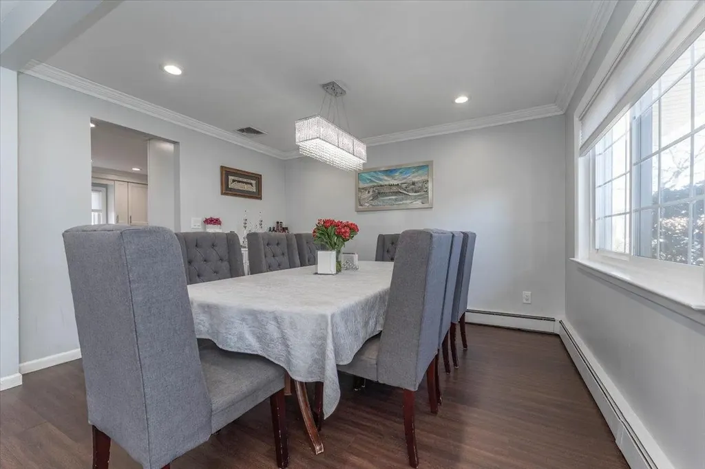 305 Barr Avenue Woodmere NY 11598