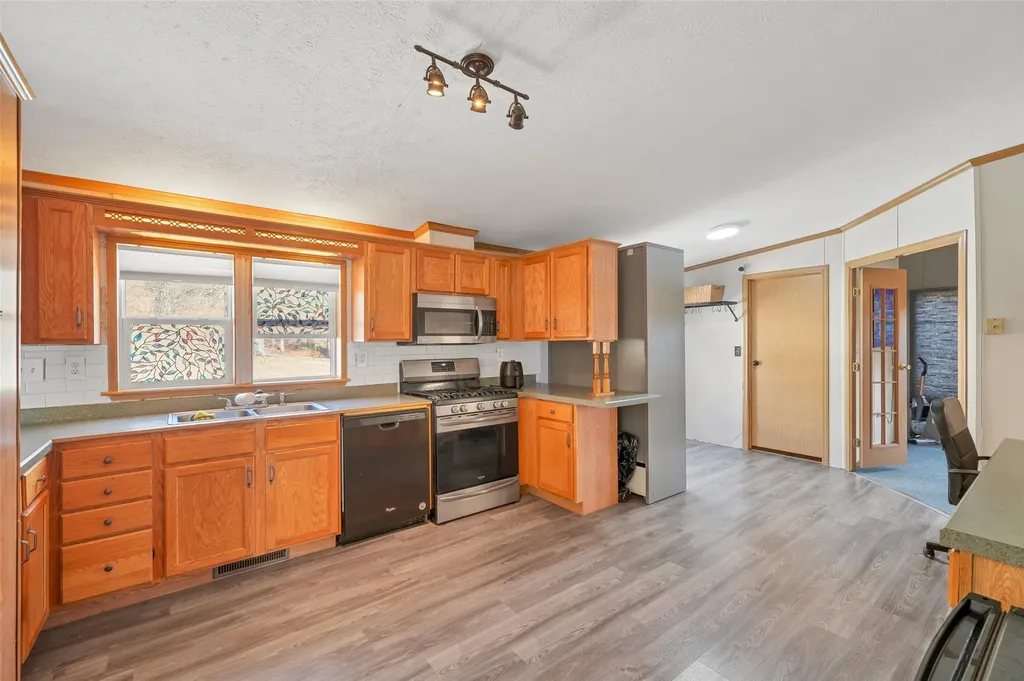 75 Pine Drive Bloomingburg NY 12721