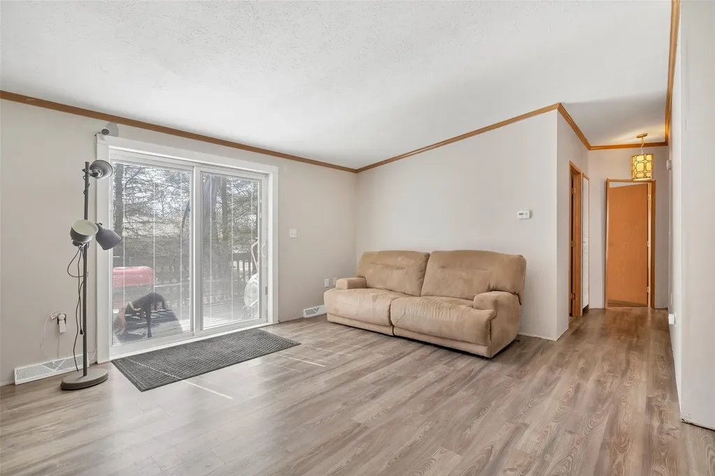 75 Pine Drive Bloomingburg NY 12721