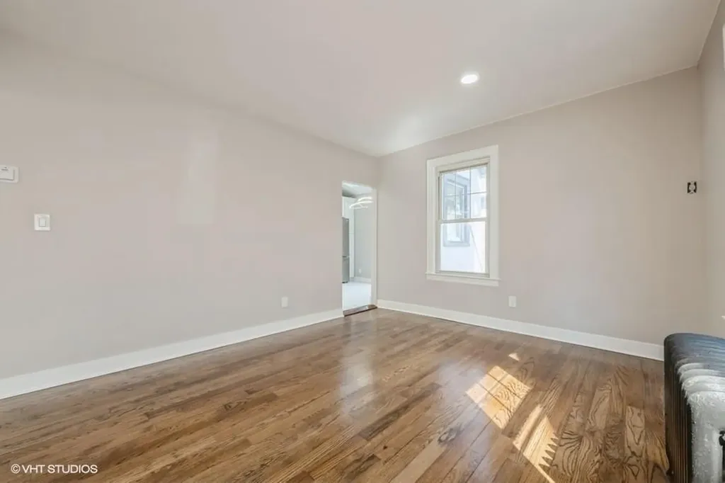 38 Jayson Avenue Great Neck NY 11021
