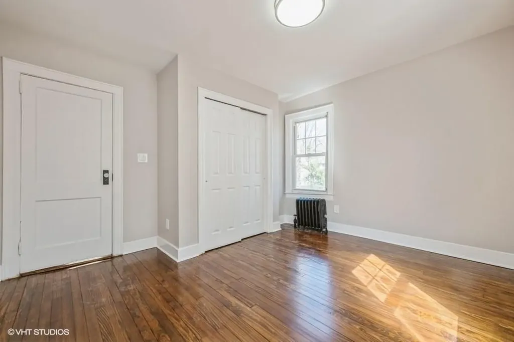 38 Jayson Avenue Great Neck NY 11021