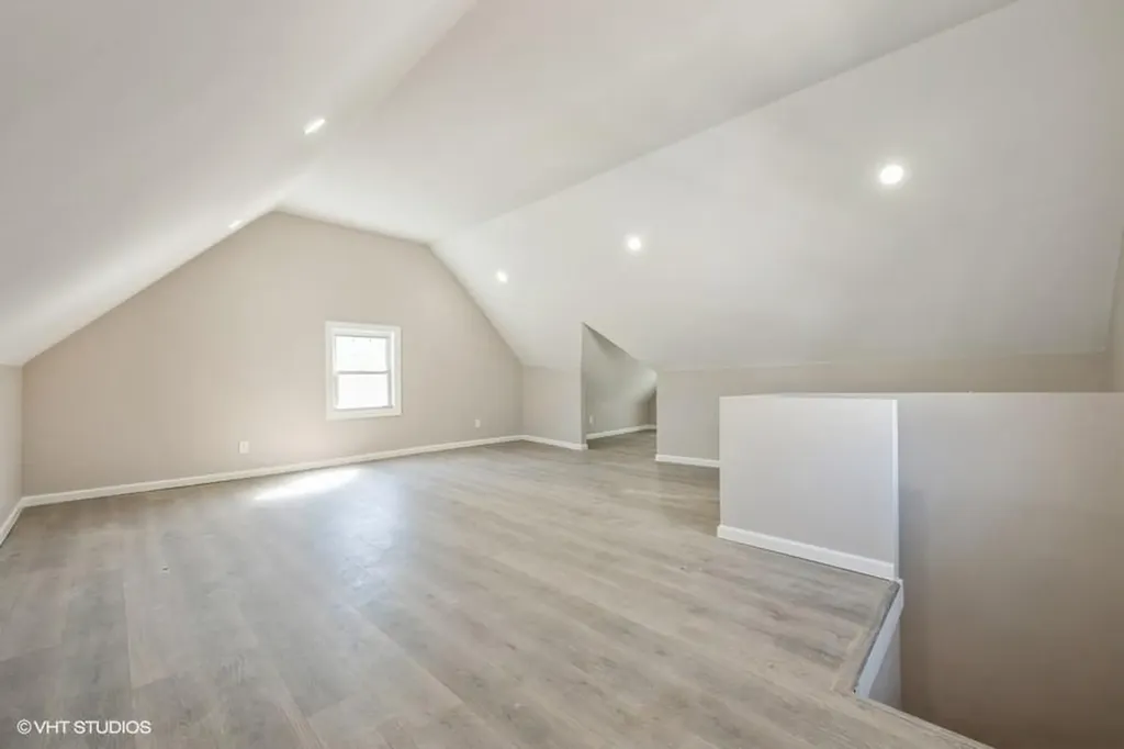 38 Jayson Avenue Great Neck NY 11021