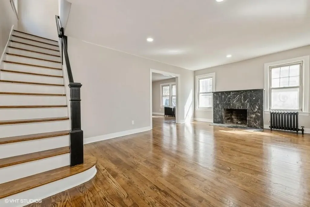 38 Jayson Avenue Great Neck NY 11021