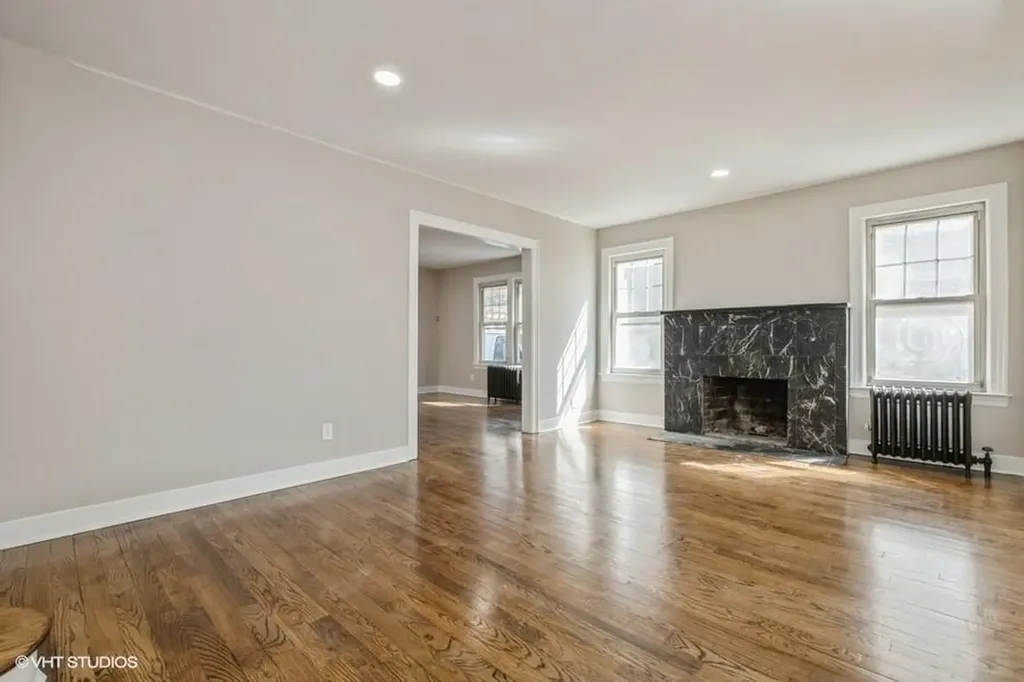 38 Jayson Avenue Great Neck NY 11021