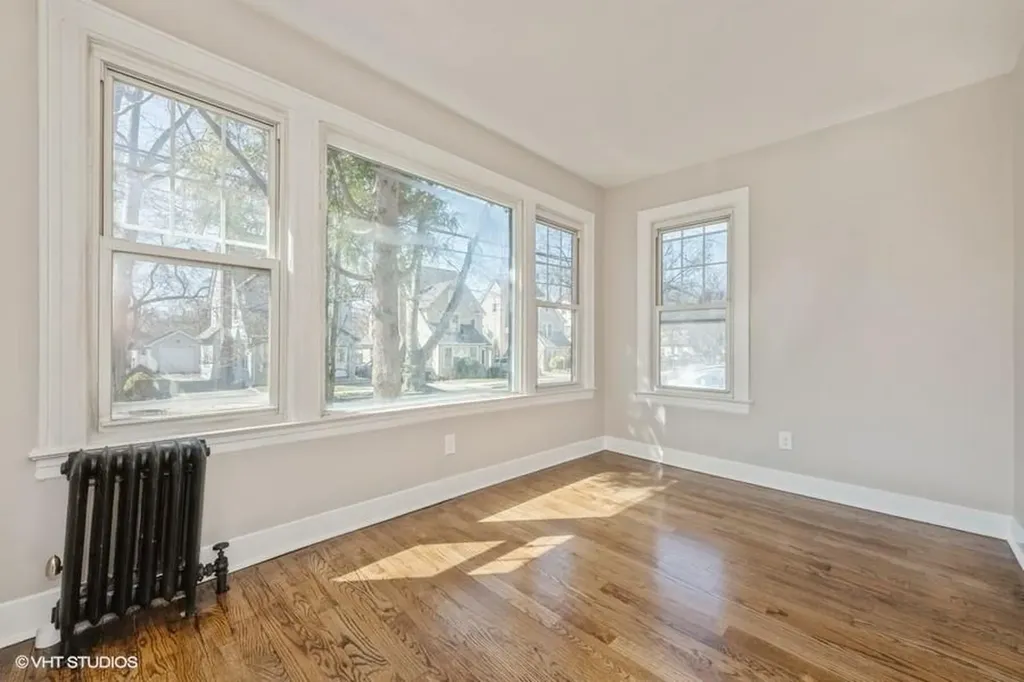 38 Jayson Avenue Great Neck NY 11021