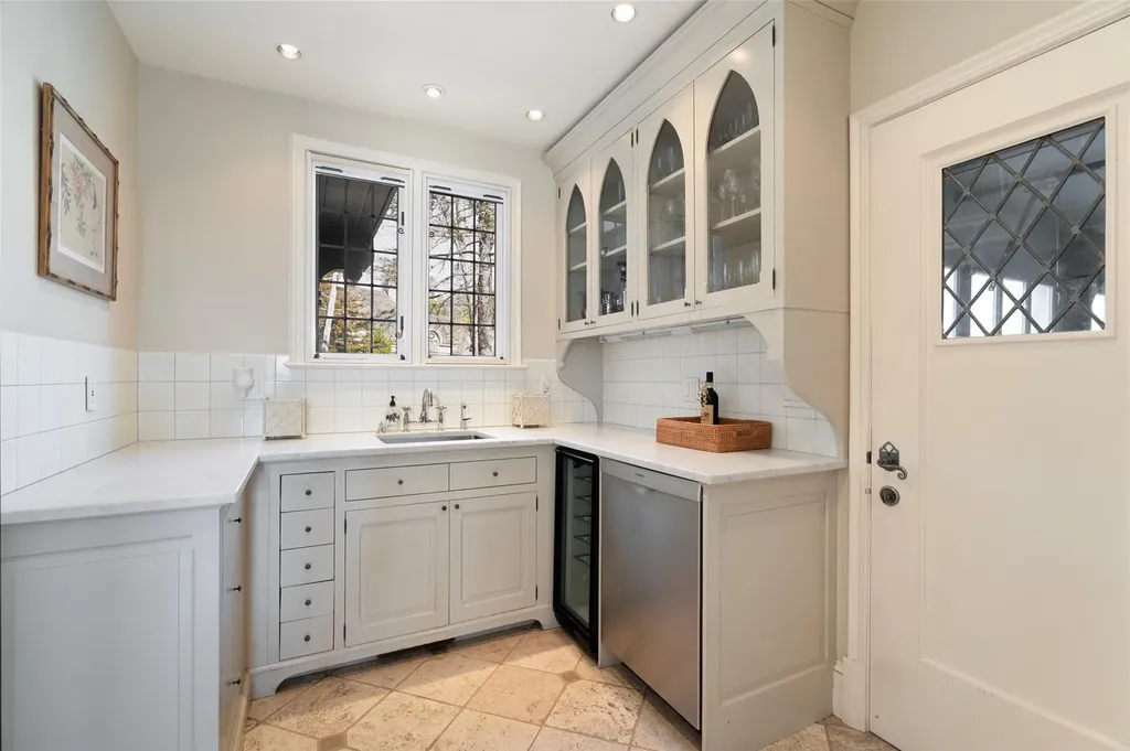 38 Stratford Road Harrison NY 10528