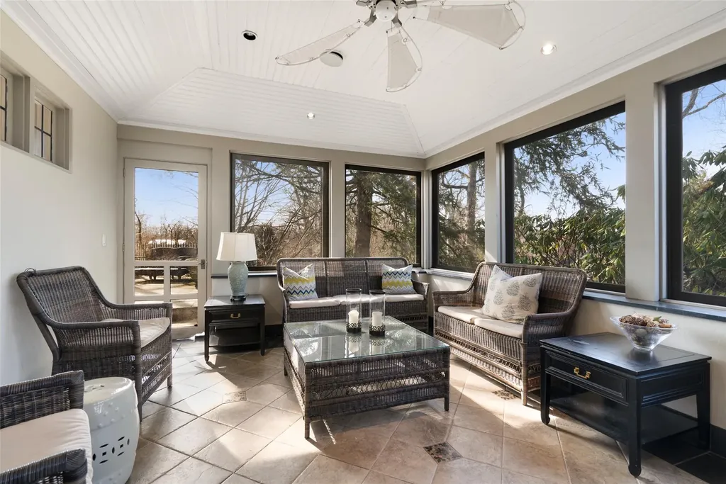 38 Stratford Road Harrison NY 10528