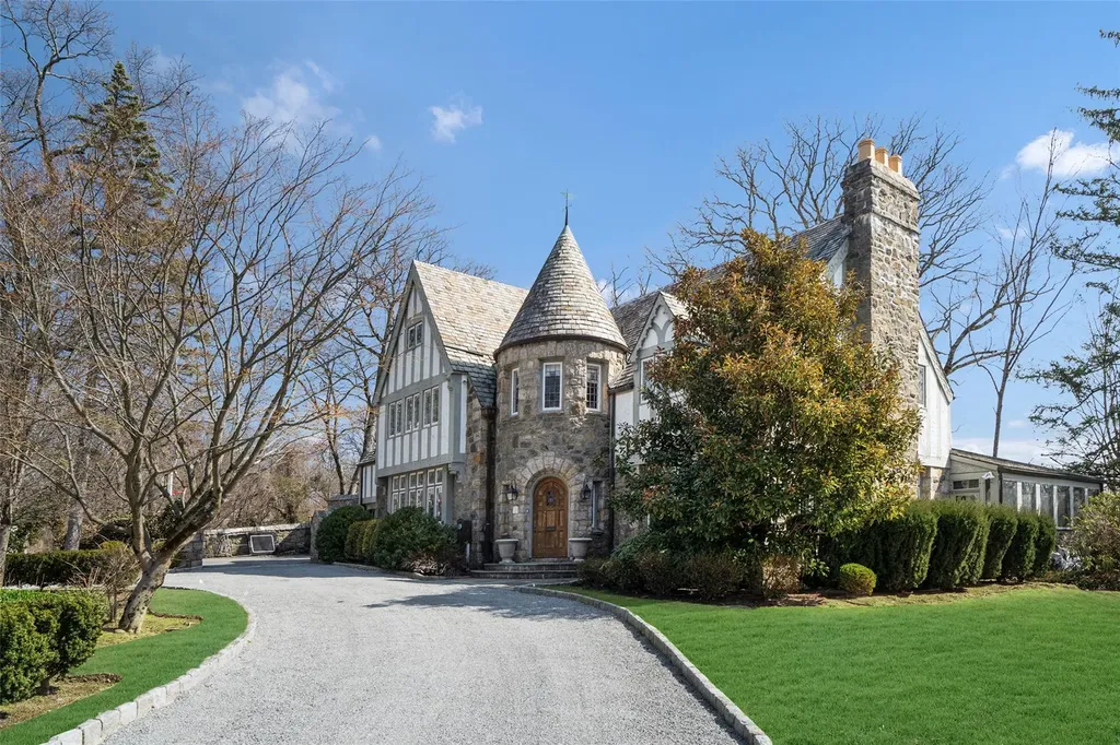 38 Stratford Road Harrison NY 10528