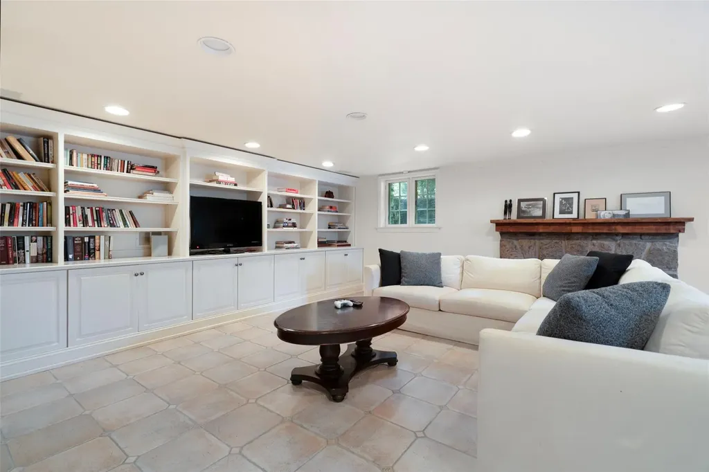 38 Stratford Road Harrison NY 10528