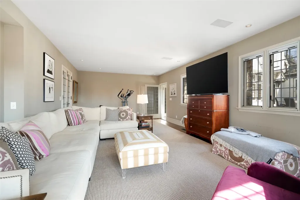 38 Stratford Road Harrison NY 10528