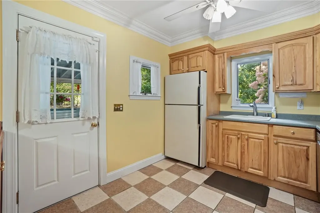 4 Hillside Place Carmel NY 10512