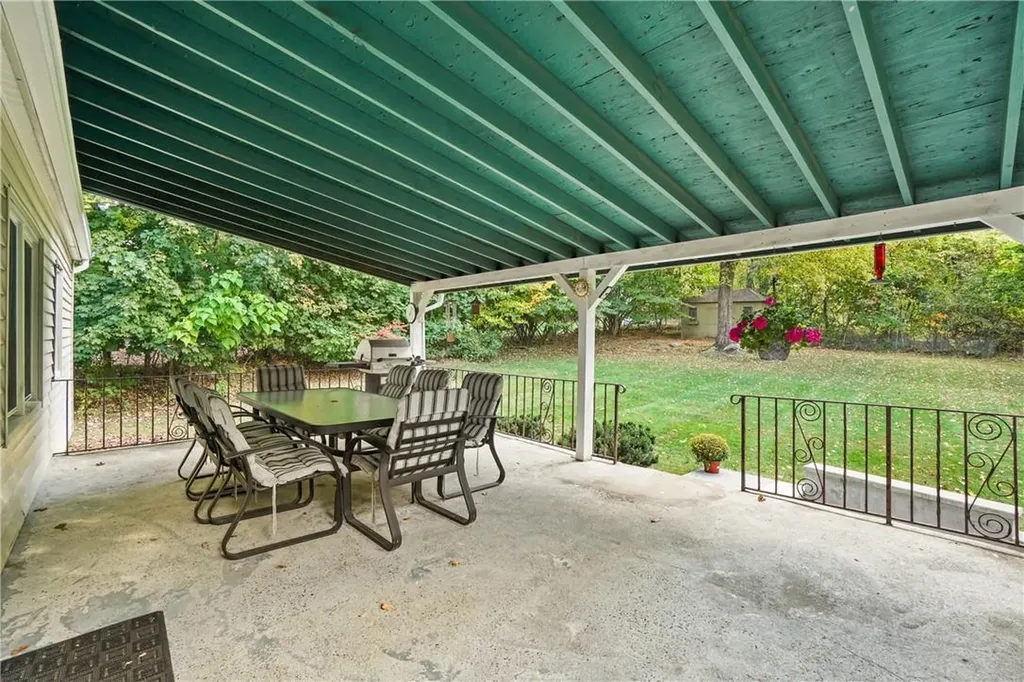 4 Hillside Place Carmel NY 10512