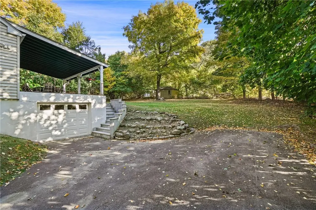 4 Hillside Place Carmel NY 10512