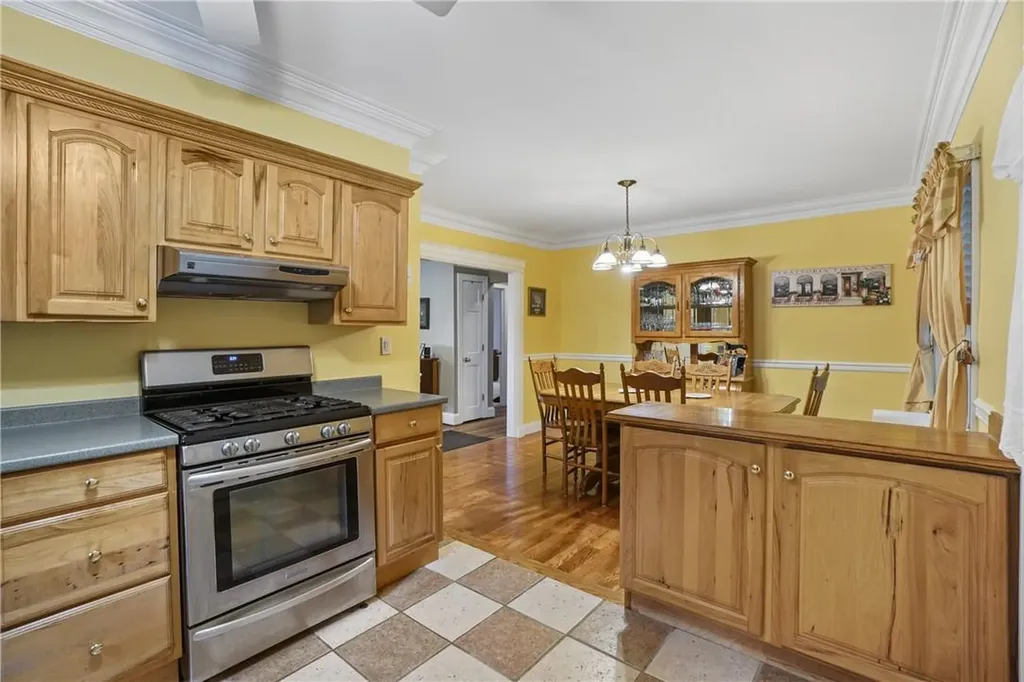 4 Hillside Place Carmel NY 10512