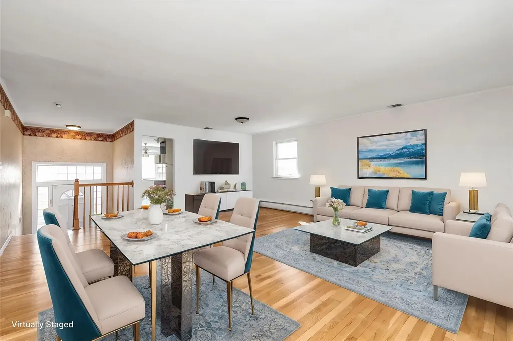 16 Beverly Road Wantagh NY 11793