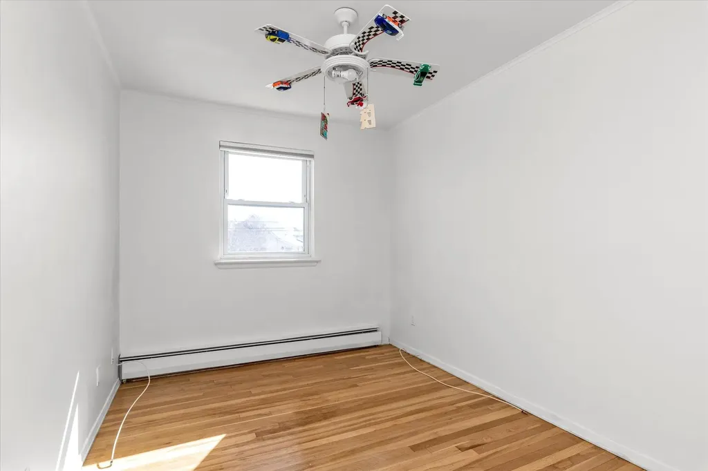 16 Beverly Road Wantagh NY 11793