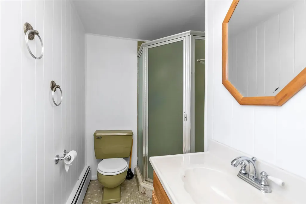 16 Beverly Road Wantagh NY 11793