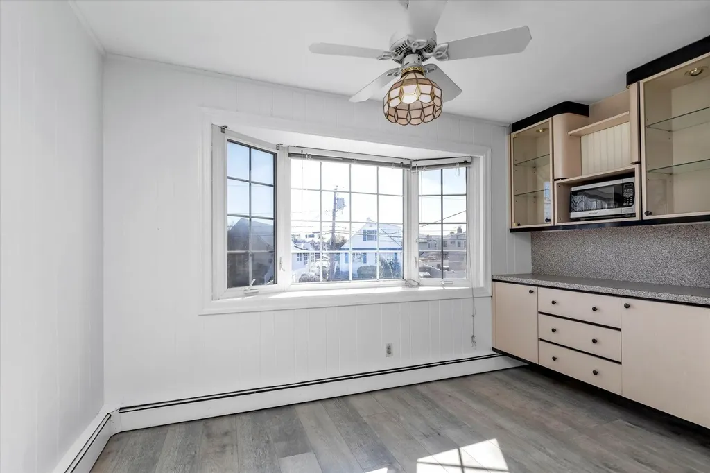 16 Beverly Road Wantagh NY 11793
