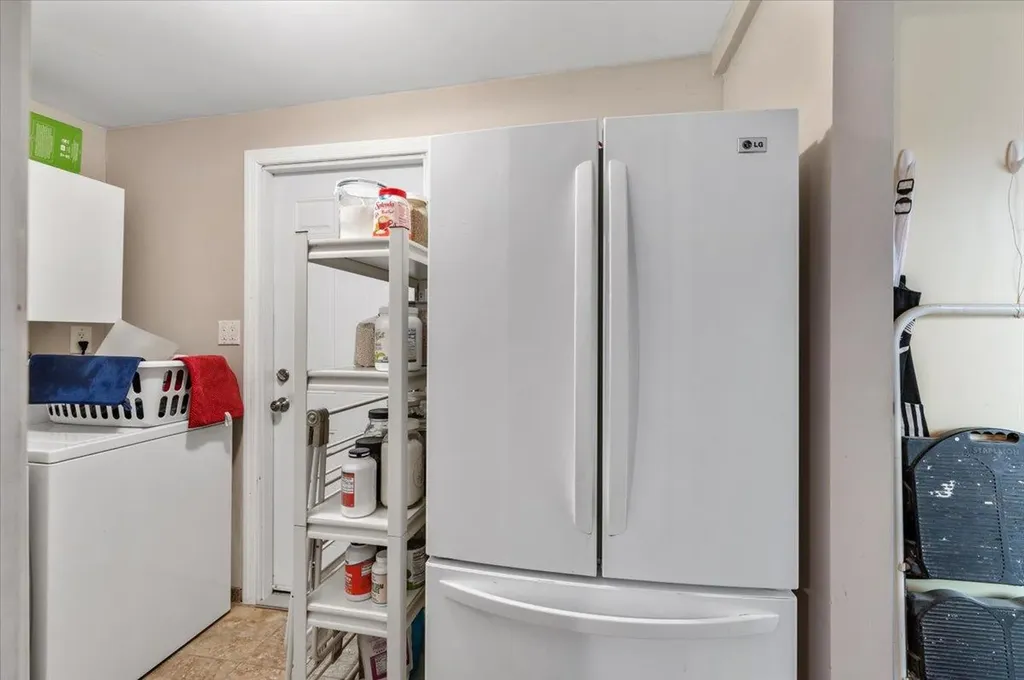 23 Croyden Drive Massapequa NY 11758
