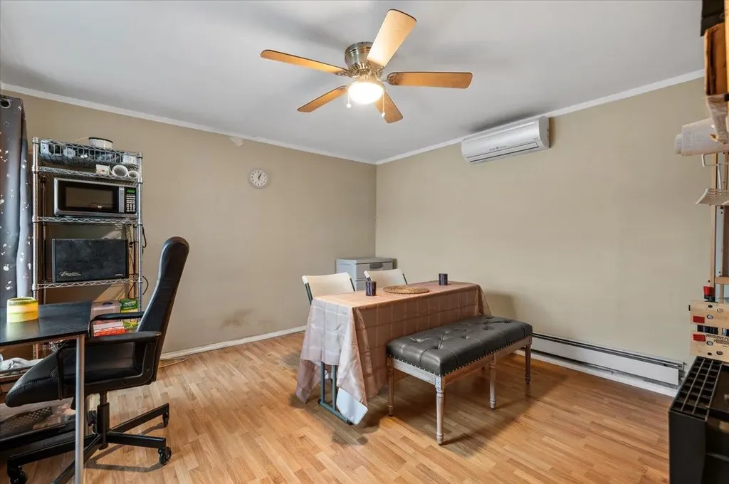 23 Croyden Drive Massapequa NY 11758