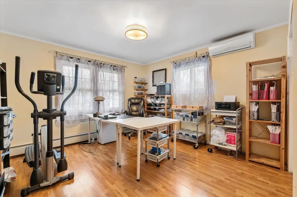 23 Croyden Drive Massapequa NY 11758