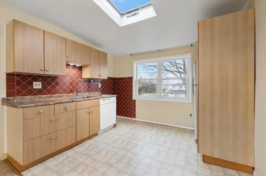 23 Croyden Drive Massapequa NY 11758