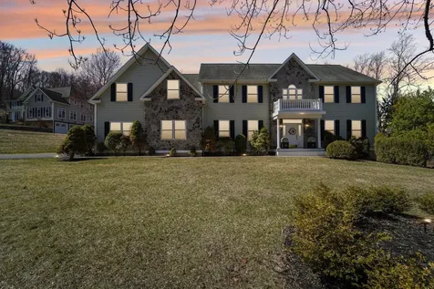 4 Long Hill Road Hopewell Junction NY 12533