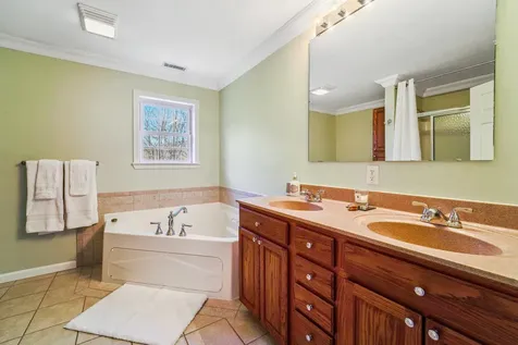 4 Long Hill Road Hopewell Junction NY 12533