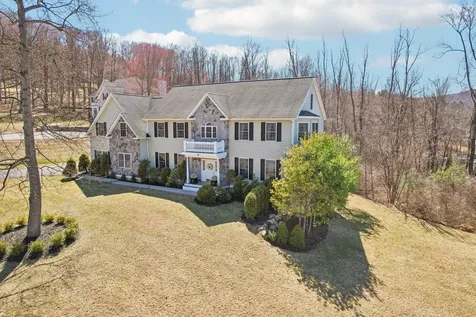 4 Long Hill Road Hopewell Junction NY 12533