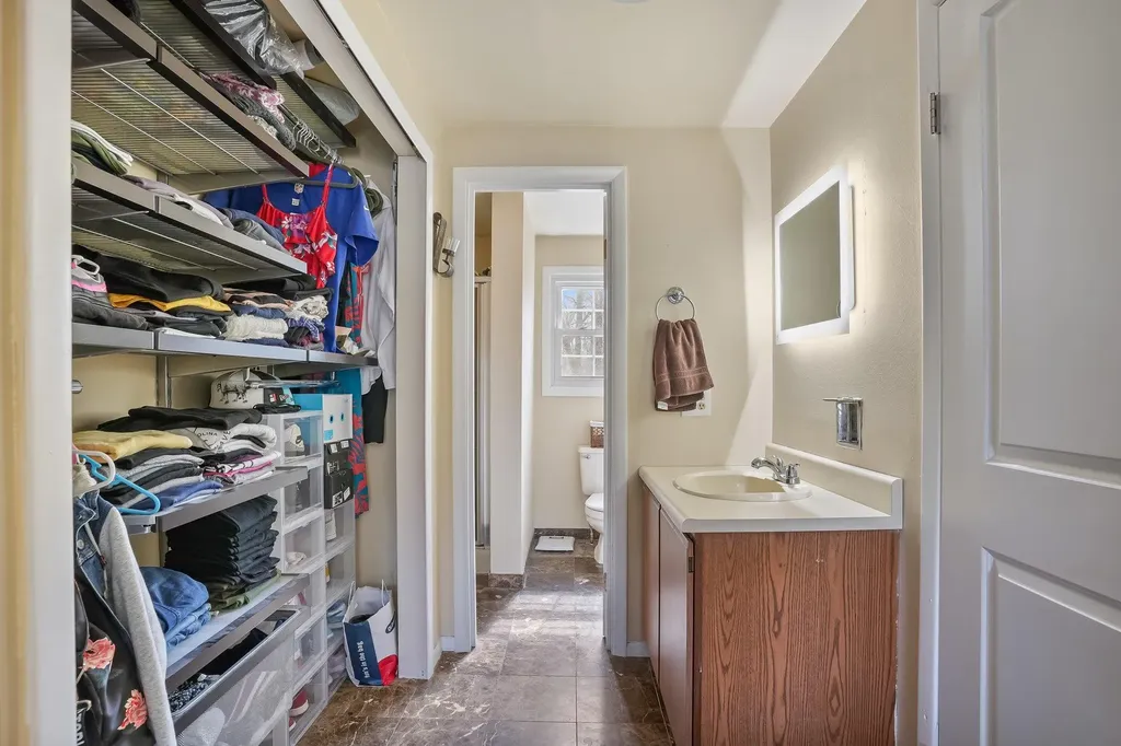 28 Sterling Road Carmel NY 10512