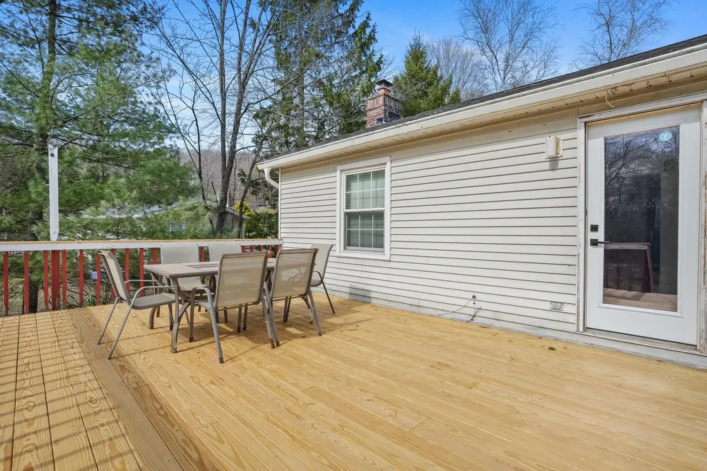 28 Sterling Road Carmel NY 10512