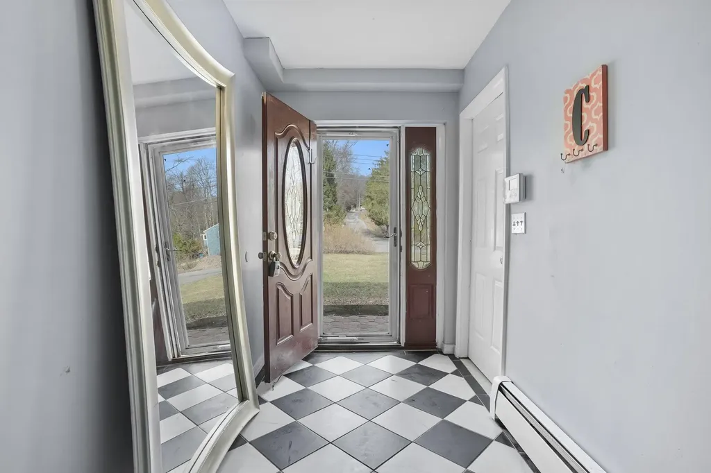 28 Sterling Road Carmel NY 10512