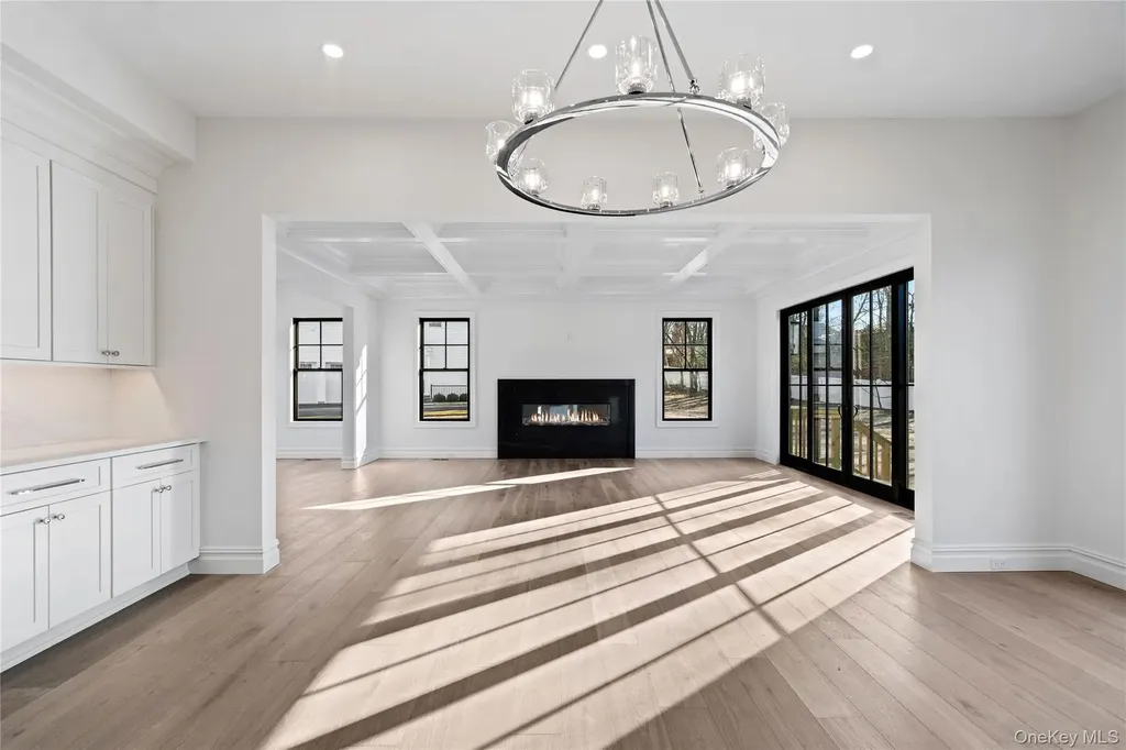 30 Main Parkway Plainview NY 11803