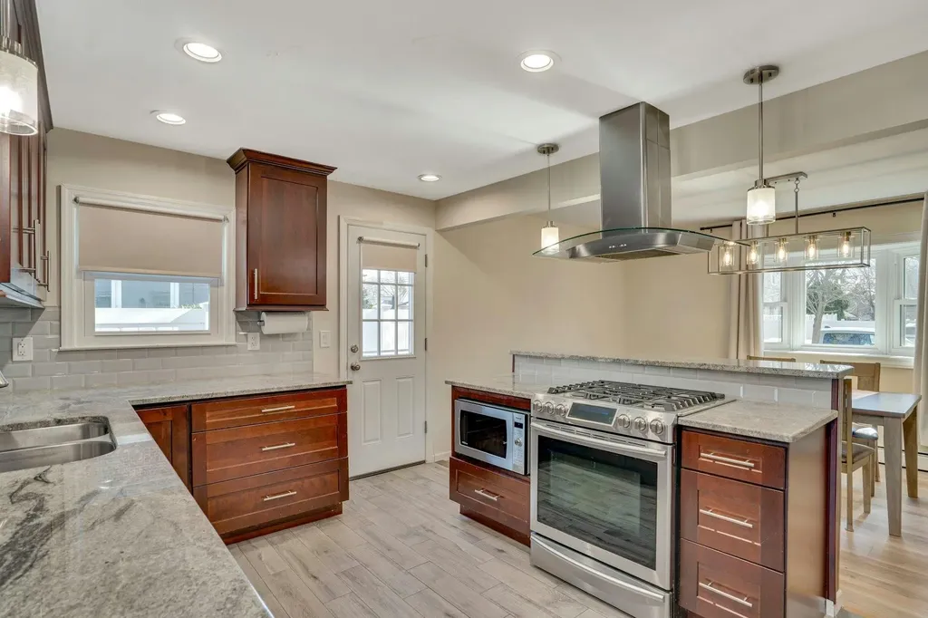 3191 Wilmarth Place Wantagh NY 11793