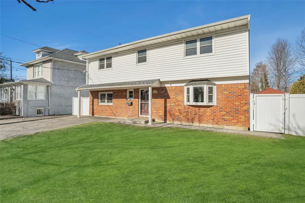 3191 Wilmarth Place Wantagh NY 11793