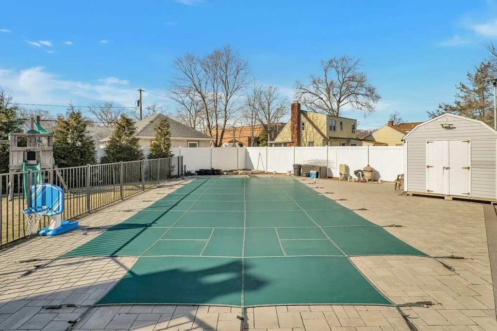 3191 Wilmarth Place Wantagh NY 11793