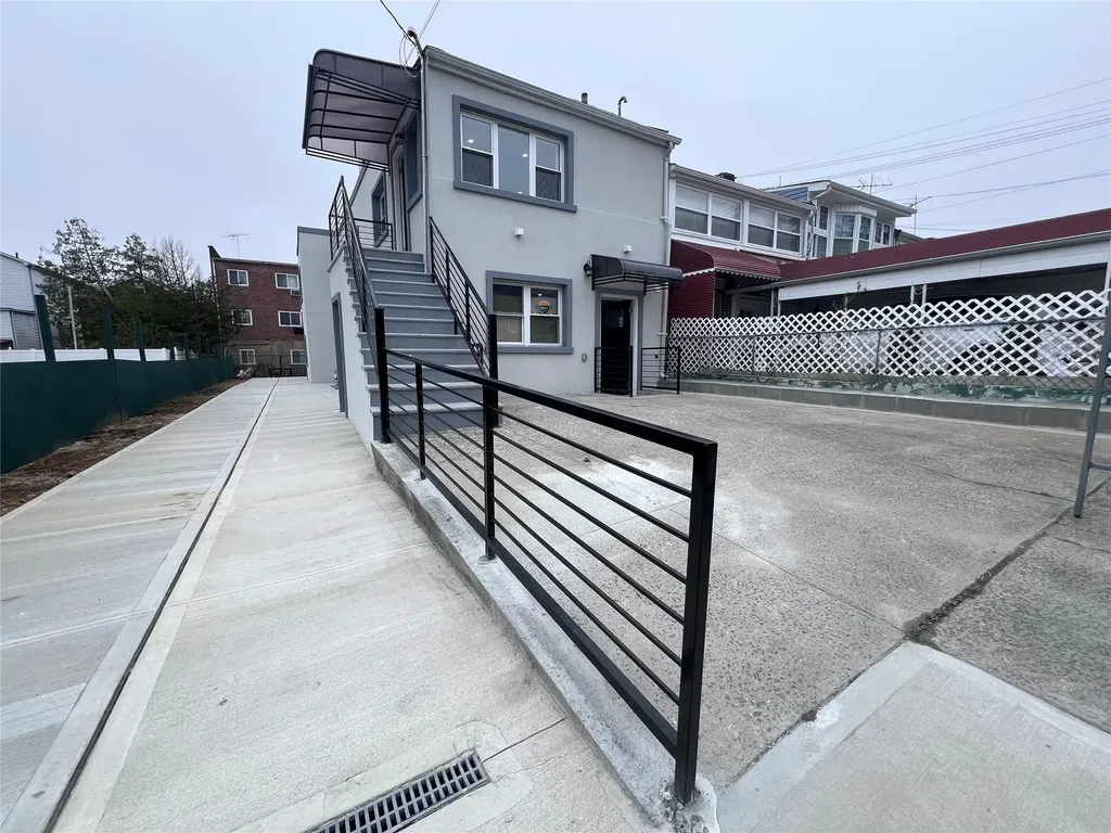 4149 Edson Avenue Bronx NY 10466