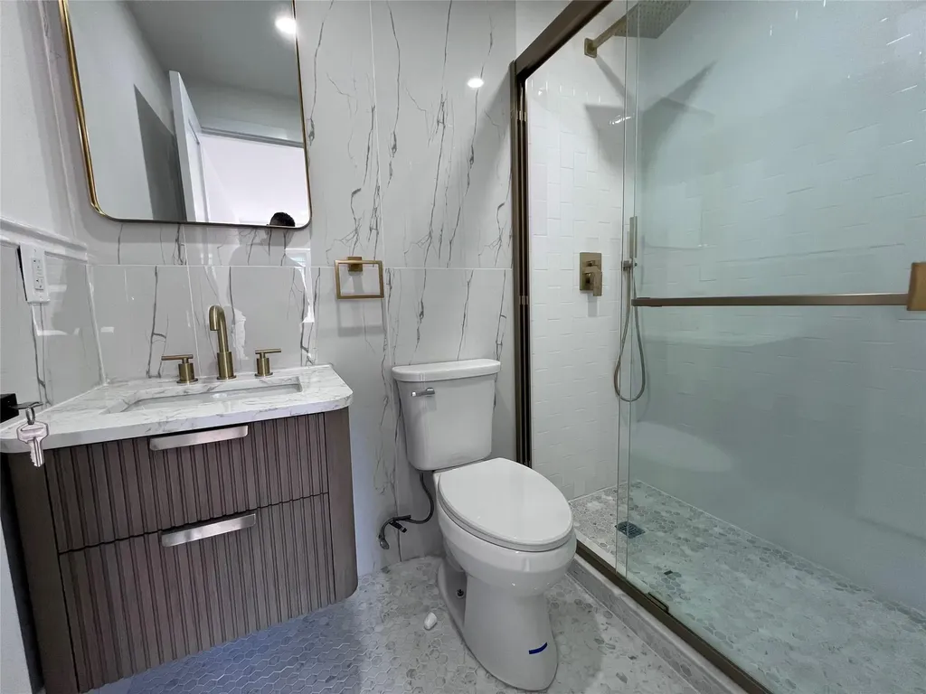 4149 Edson Avenue Bronx NY 10466