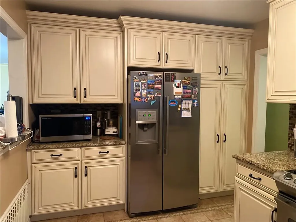 63 Algonquin Road Yonkers NY 10710