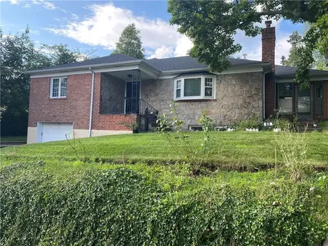 63 Algonquin Road Yonkers NY 10710