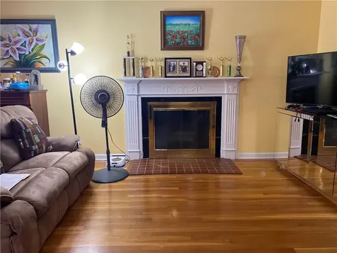 63 Algonquin Road Yonkers NY 10710